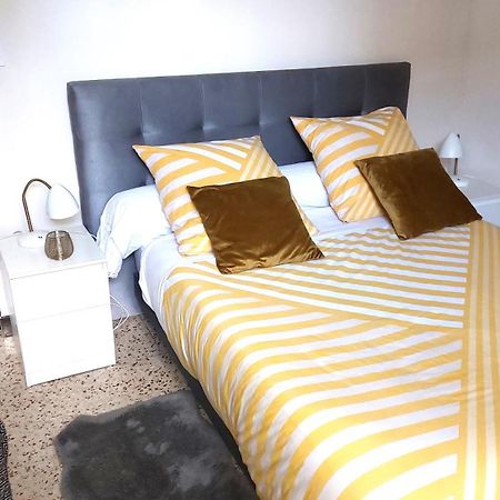 Apartament A 10Mn Des Arenes F2 Au Calme Avec Garage Gratuit Nîmes Zewnętrze zdjęcie