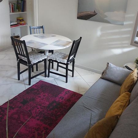 Apartament A 10Mn Des Arenes F2 Au Calme Avec Garage Gratuit Nîmes Zewnętrze zdjęcie