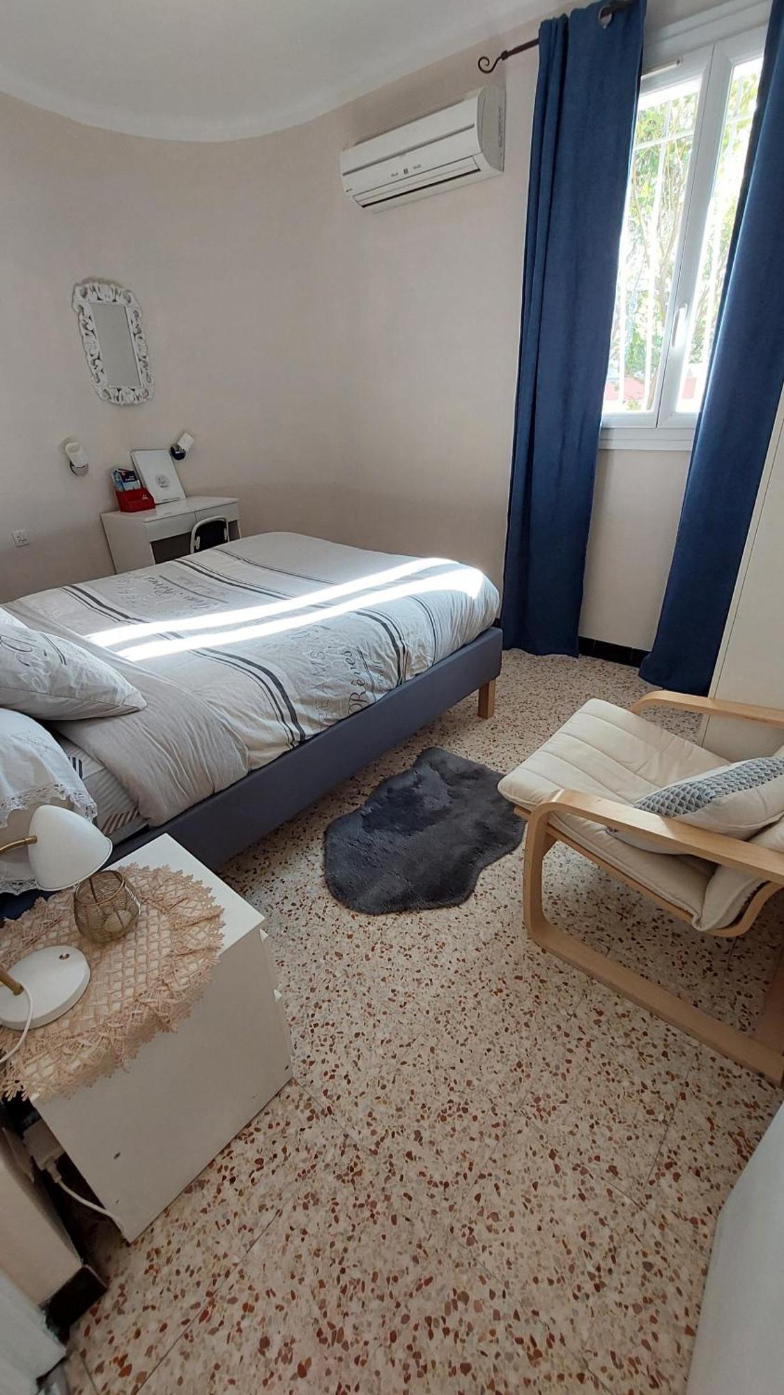 Apartament A 10Mn Des Arenes F2 Au Calme Avec Garage Gratuit Nîmes Zewnętrze zdjęcie